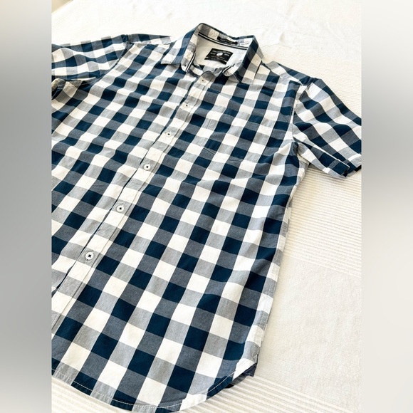 Men’s Cactus Blue & white Gingham Button Down Short Sleeve Shirt - Picture 3 of 10